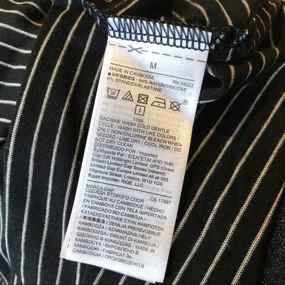 NWT Maternity Size Medium Gap Black and White Striped Wrap Dress - Picture 4 of 5